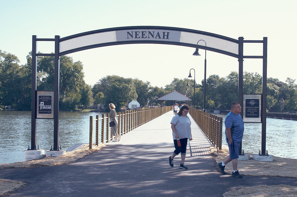 Loop the Lake Neenah trailhead